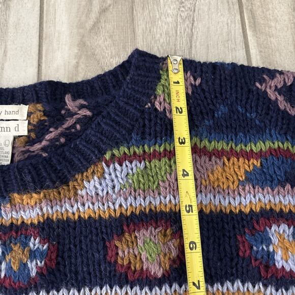 Vintage Susann D Women's Sheltand Wool Sweater Size L Geometric Design Hong Kong - Picture 7 of 8